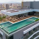 Studio Beira-Mar, Rooftop Com Piscina E Jacuzzi